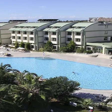 אתר נופש Vonresort Elite & Aqua 5*