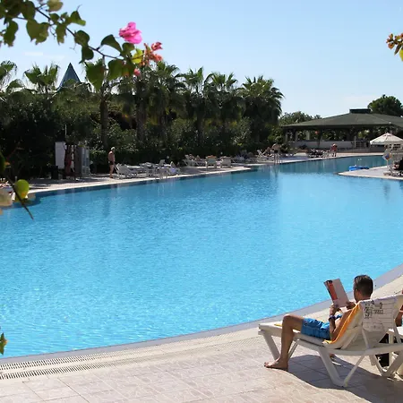 Vonresort Elite & Aqua 5* סייד